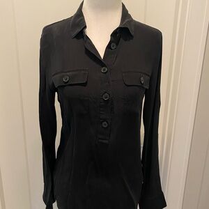 Banana Republic Silk Black Long-Sleeve Button-Front Collared Shirt
